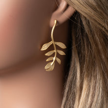 Classic Dangling Leaf - Cherry Blossom